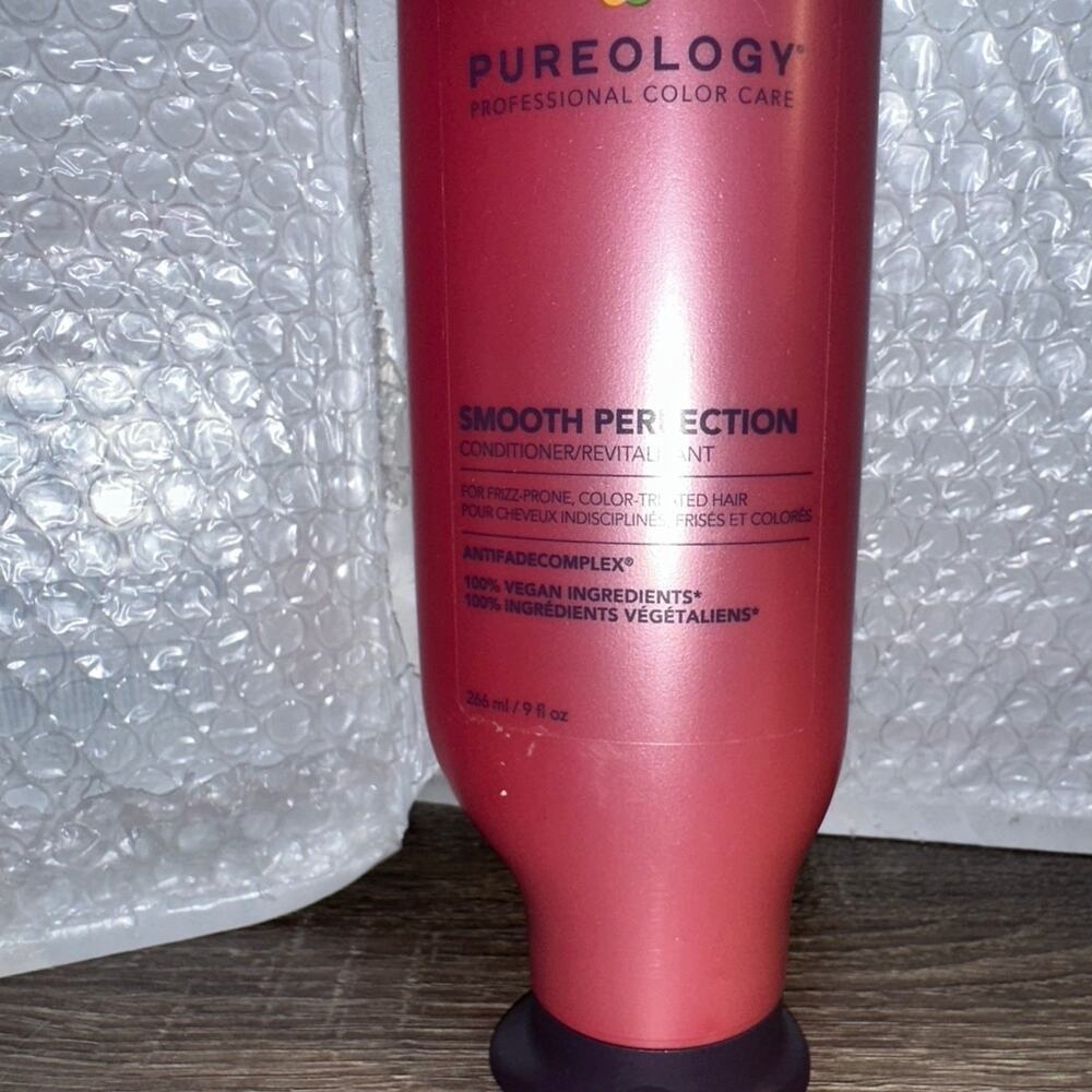 Pureology Smooth Perfection Conditioner Frizz-Prone Color-Treated Hair‎ care